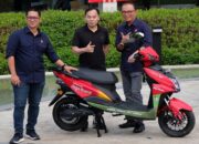 Telkomsel Jaga Bumi Gandeng Volta, Hadirkan Bundling Motor Listrik