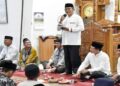 Wako Hendri Septa: Perlu Sinergi Bersama Membangun Kota Padang 2 Wako Hendri Septa saat safari Ramadan di Masjid Baitul Mukminin, Anduring, Kecamatan Kuranji. (Dok. Humas)