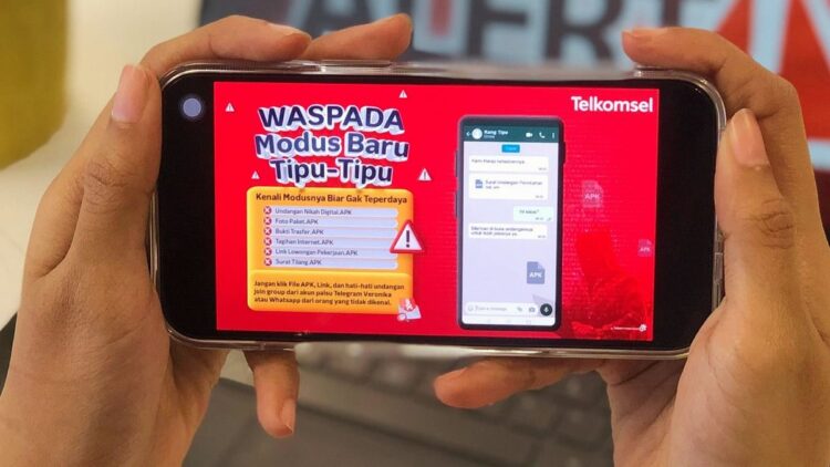 Waspada penipuan modus .Apk. (Dok. Telkomsel)