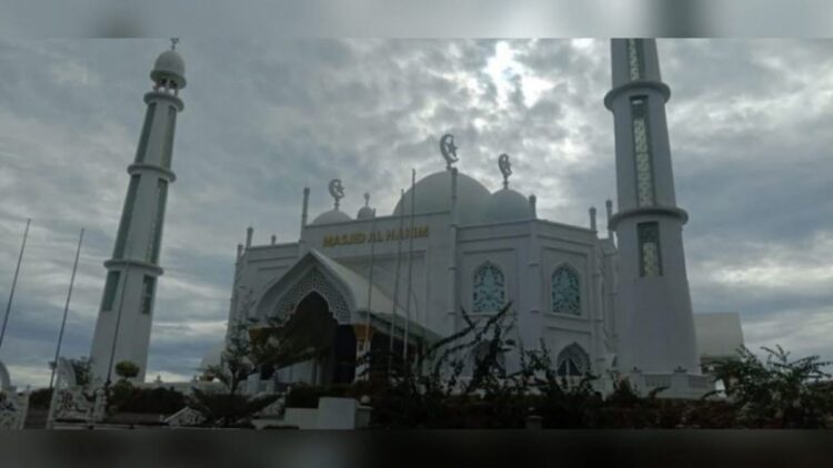 Masjid Al Hakim Padang. (Foto: Dok. Muhammad Aidil)