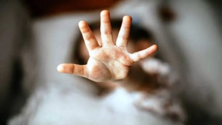 Bejat! 2 Petani asal Tanah Datar Rudapaksa Anak Bawah Umur 1 Ilustrasi pencabulan. (ANTARA/HO)