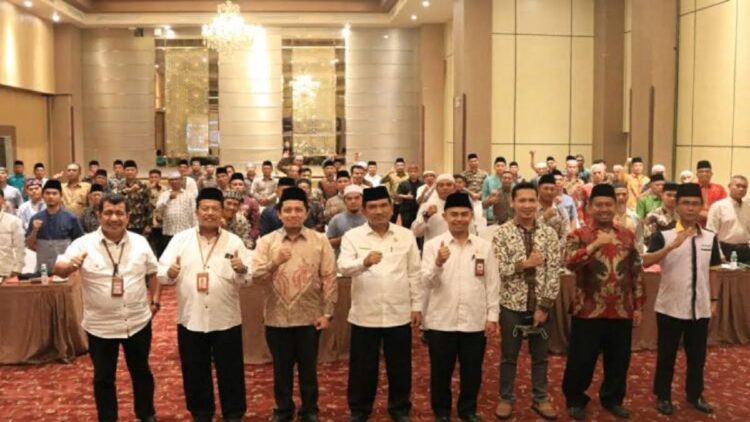 Kemenag Sumbar Minta Imam dan Takmir Masjid Ikut Berperan Bangun Kekuatan Moderasi Beragama 1 Kegiatan pembinaan Imam dan Takmir Masjid. (Foto: Dok.Kemenag Sumbar)