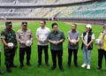 Gelora Bung Tomo Salah Satu Stadion Terbaik di Indonesia 3 Ketum PSSI dan jajaran mengecek kesiapan Gelora Bung Tomo. (Dok. PSSI)