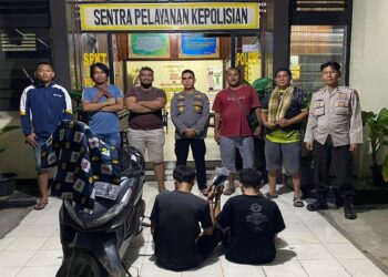 Dua pelaku jambret ditangkap polisi di Kabupaten Dharmasraya. (Foto: Dok. Polsek Pulau Punjung)