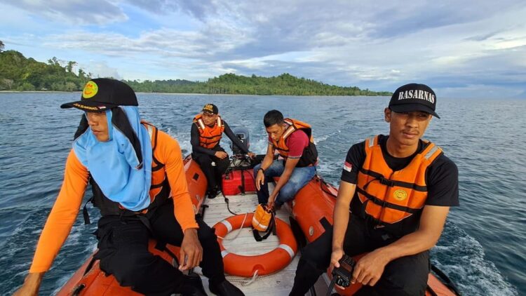 Belum Ditemukan, Pencarian Orang Hilang di Mentawai Dilanjutkan Rabu 1 Lanjutan pencarian seorang pemuda yang hilang di perairan Mentawai. (Foto: Dok. Basarnas)