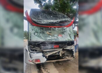 Tabrakan Beruntun di Sijunjung, 3 Bus Lintas Provinsi Ini Hancur