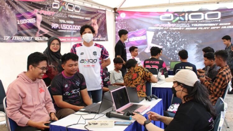 Anda Ingin Laptop Berkualitas Produk Dalam Negeri dengan Harga Miring? Cek Disini 1 Turnamen Axioo e-Football Tournament 2023 yang diselenggarakan di Max-Indo Padang, Jumat (17/3/2023) siang. (Foto: Dok. Max-Indo)