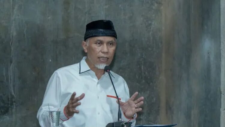 Gubernur Sumbar Minta Kabupaten/Kota Layani Perantau dengan Baik 1 Gubernur Sumatera Barat, Mahyeldi mengingatkan kabupaten dan kota antisipasi kunjungan perantau saat libur lebaran. (ANTARA/Dok Adpim Sumbar)