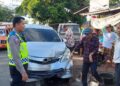 Avanza Tabrak Pengendara Motor di Padang, Dua Orang Terluka dan Patah Tulang 6 Avanza Tabrak Pengendara Motor di Padang, Dua Orang Terluka dan Patah Tulang