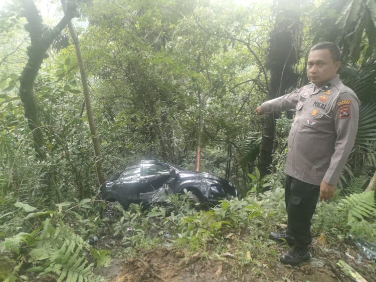Ini Kronologis dan Data Korban Avanza Nyaris Masuk Jurang di Sitinjau Lauik 1 IMG 20230424 WA0044
