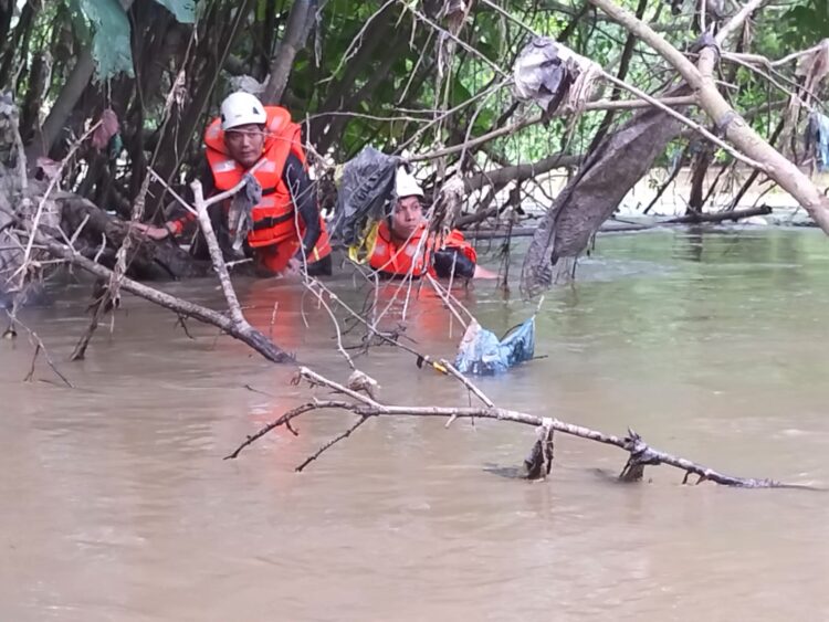 SAR Gabungan Lanjutkan Pencarian Pemotong Rumput yang Hilang di Limapuluh Kota 1 IMG 20230429 WA0059
