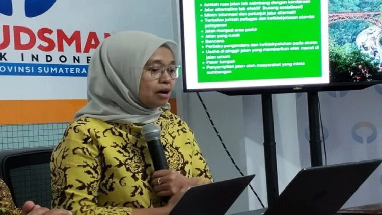 Wali Murid Diminta Aktif dan tak Takut Laporkan Maladministrasi Selama PPDB di Sumbar 1 Kepala Ombudsman perwakilan Sumbar Yefri Heriani. (dok. ANTARA/Muhammad Zulfikar)