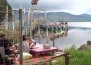 Membeludak, Pengunjung Objek Wisata Danau Diatas Solok Capai 3 Ribu Orang Sehari
