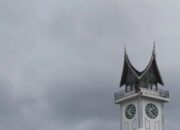 Viral Aksi Sopir Angkot Larang Pelajar di Bukittinggi Naik Ojol, Dishub Telusuri