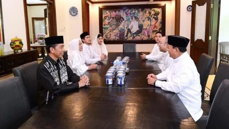 Silaturahmi Lebaran Prabowo-Jokowi, Andre Rosiade: Senyum Tulus dan Bahagia 1 Prabowo lebaran ke rumah Presiden Jokowi