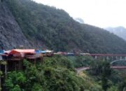 Berbahaya dan Picu Kemacetan, Pedagang di Flyover Kelok Sembilan Ditertibkan