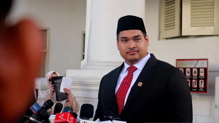 Menpora: Langkah Diplomasi Bisa Ditempuh agar Indonesia Bisa jadi Tuan Rumah Pildun U-20 1 Menteri Pemuda dan Olahraga Dito Ariotedjo saat ditemui usai pelantikan di Istana Negara Jakarta, Senin (3/4/2023). ANTARA/Rangga Pandu Asmara Jingga/aa.