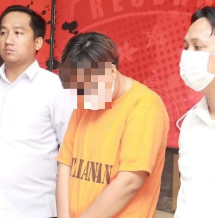 Warga Sumbar pelaku penipuan orang dengan modus mencarikan pekerjaan. (Foto: Dok. Polresta Barelang)