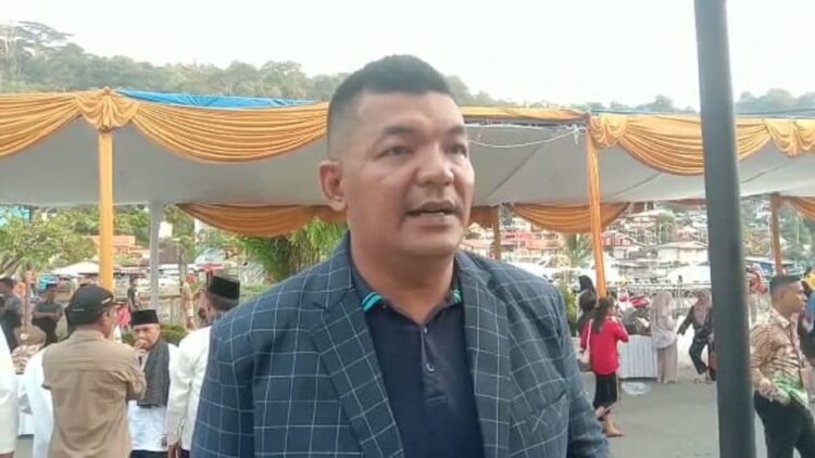 Tiga Hari, Jumlah Kunjungan Wisatawan ke Pantai Air Manis Padang Capai 10 Ribu 1 Direktur Utama (Dirut) Perumda PSM, Rico Rahmadian Albert. (Foto: Dok. Radarsumbar.com)