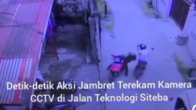 Aksi Jambret di Siteba Viral, Pelaku Terekam CCTV 1 jambret terekam cctv di siteba