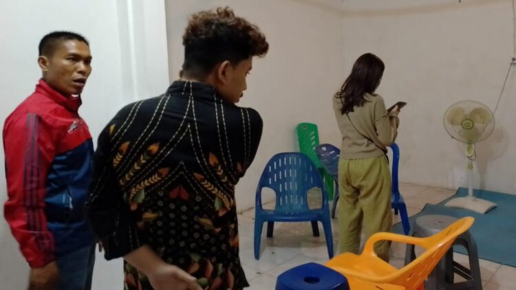 pasangan digerebek satpol pp padang