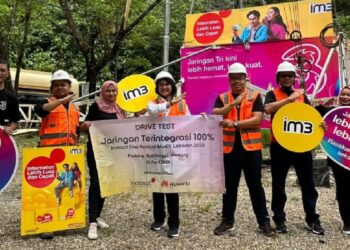 Uji coba kecepatan jaringan Indosat di Sumbar jelang lebaran. (Foto: Dok. IOH)