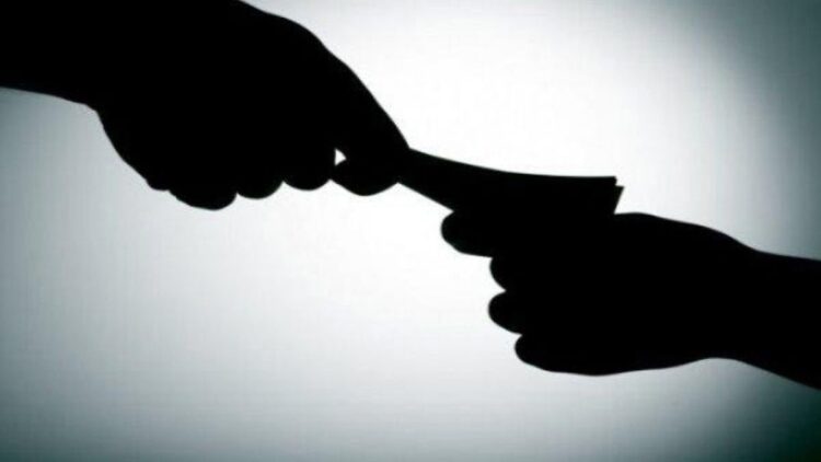 Diduga Pungli ke Pedagang Pasar Raya, Oknum Disdag Padang Ditangkap Polisi 1 Ilustrasi pungli. (Foto: Dok. Istimewa)