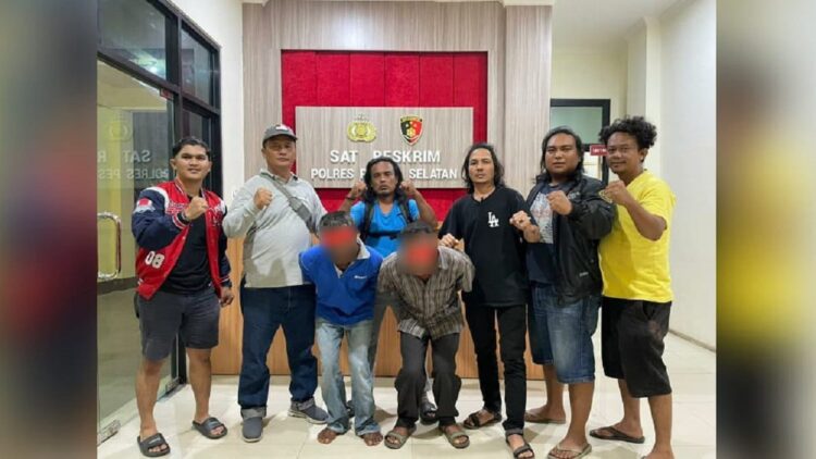 Pelaku Persekusi Perempuan di Pessel Bertambah, Ini Perannya Kata Polisi 1 Dua Pelaku tambahan kasus persekusi perempuan di Lengayang ditangkap. (Foto: Dok. Polres Pessel)