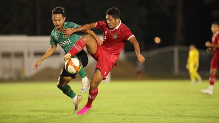 Ditahan Imbang Bhayangkara FC di Laga Ujicoba, Ini PR Timnas U-22 Indonesia 1 Ujicoba Timnas U-22 dan Bhayangkara FC. (Dok. PSSI)