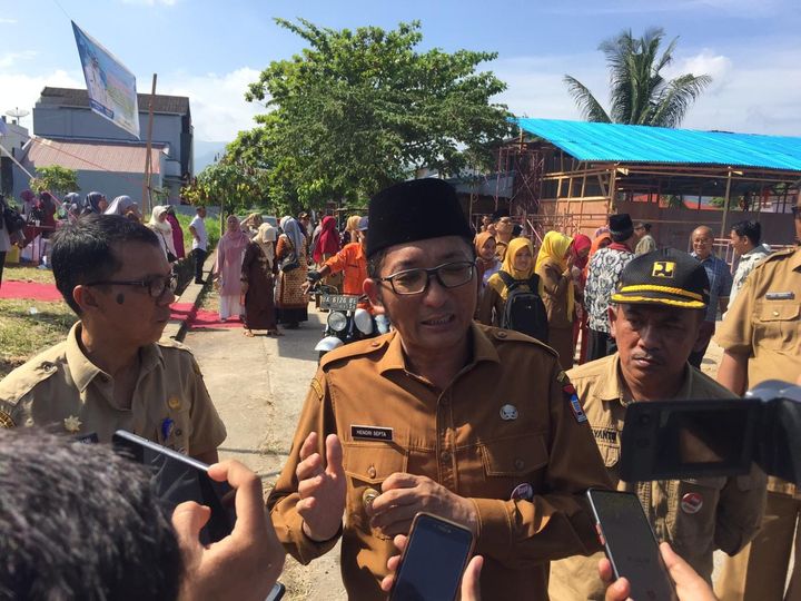 Wali Kota Padang Hendri Septa mengingatkan masyarakat untuk menjaga kesehatan akibat dampak dari cuaca panas akhir-akhir ini. (Foto: Dok. Diskominfo Padang)