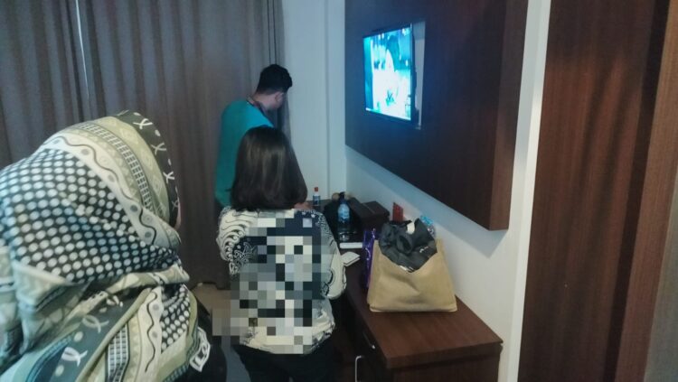 Razia Penginapan dan Indekos di Padang, Satpol PP Temukan Sejoli Lagi Indehoi 1 IMG 20230505 WA0012