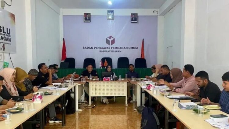 Bawaslu Agam gelar rapat koordinasi dengan Panwaslu Kecamatan. Dok Bawaslu Agam