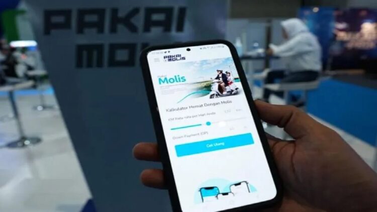 Kementerian BUMN Luncurkan Website terkait Kendaraan Listrik 1 Sinergi BUMN meluncurkan website www.pakaimolis.co.id, dilengkapi fitur kalkulator penghematan biaya! (ANTARA/HO-PLN)