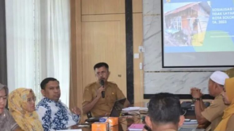 Dinas Perkim Kota Solok, Sumatera Barat saat menggelar rapat untuk pembehasan persiapan realisasi 103 unit bantuan rumah tidak layak huni di kota itu (ANTARA/HO-Diskominfo Solok)