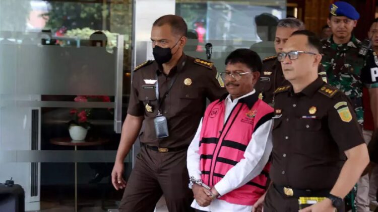 Johnny G Plate ditahan terkait kasus korupsi. (Dok. Beritasatu)