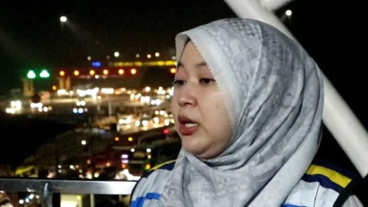 14.000 Kendaraan Kekurangan Saldo E-toll, Akibatkan Perlambatan Arus Lalu Lintas 1 Corporate Communication and Community Development Group Head PT Jasa Marga Lisye Octaviana berikan keterangan kepada Antara di Gerbang Tol Cikampek Utama, Jawa Barat, Minggu (30/4/2023). ANTARA/Fianda Sjofjan Rassat.