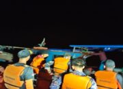 4 Nelayan Dievakuasi Tim SAR Gabungan usai Perahu Mati Mesin di Tengah Laut Mentawai