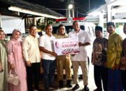 Andre Rosiade Serahkan Ambulans untuk Warga Lubuk Buaya, Padang