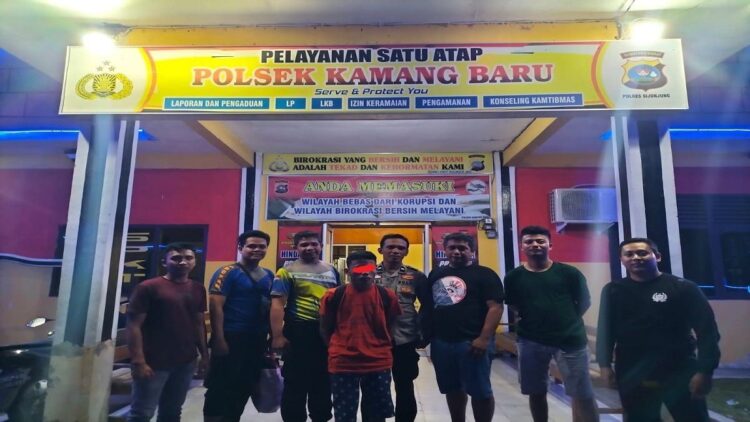 Setubuhi Gadis di Bawah Umur, Pemuda asal Dharmasraya Ditangkap di Sijunjung 1 Pemuda di Sijunjung ditangkap polisi karena setubuhi anak bawah umur. (Foto: Dok. Istimewa)