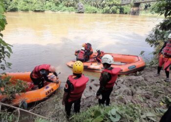 Perempuan Paruh Baya yang Terjun ke Sungai Batang Hari Diduga Ada Masalah Keluarga