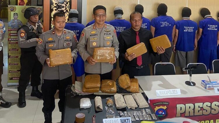 Pengungkapan kasus narkoba di Polres Pessel. (Dok. Istimewa)