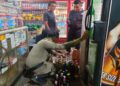 Razia Miras, Satpol PP Padang Temukan Puluhan Botol hingga Wanita Malam 7 Razia tempat hiburan malam pada Rabu (17/5/2023) dini hari. (Foto: Dok. Satpol PP Padang)