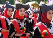 Pawai 1.000 Baju Milik Disebut Festival Budaya Termahal di Tanahdatar
