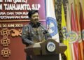 TEKS FOTO: Menteri ATR-BPN, Hadi Tjahjanto memberikan kuliah umum di UNP. (Foto: Dok. Humas UNP)