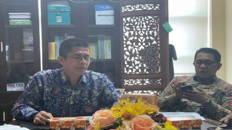 Pemprov Sumbar Gelar Shalat Idul Adha di Kantor Gubernur pada 29 Juni 2023 1 Plt Kepala Biro Adpim Setdaprov Sumbar, Andri Yulika. (ANTARA/Dok Biro Adpim Sumbar)