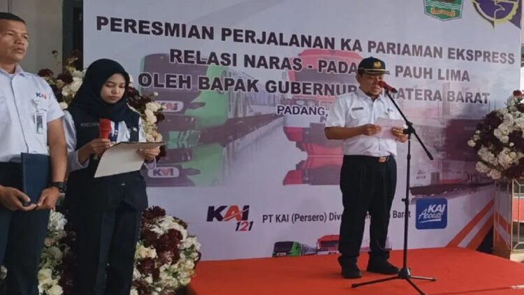 KAI Sumbar Mulai Angkut CPO Akhir 2023, Operasikan 15 Gerbong 1 Vice President PT KAI (Persero) Divisi Regional II Sumbar, Sofan Hidayah. (ANTARA/Miko Elfisha)