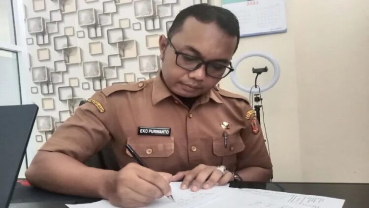 Rp14,98 Miliar Dana Desa di Agam Disalurkan ke 4.163 KPM 1 Kabid Bina Keuangan dan Kekayaan Nagari Dinas Pemberdayaan Masyarakat dan Nagari Agam, Eko Purwanto. Dok Antara/Yusrizal