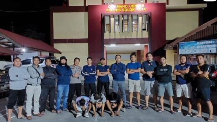 Polres Solok Kota menangkap 4 dari 5 pelaku pemerkosaan terhadap gadis di bawah umur. (Foto: Dok. Istimewa)