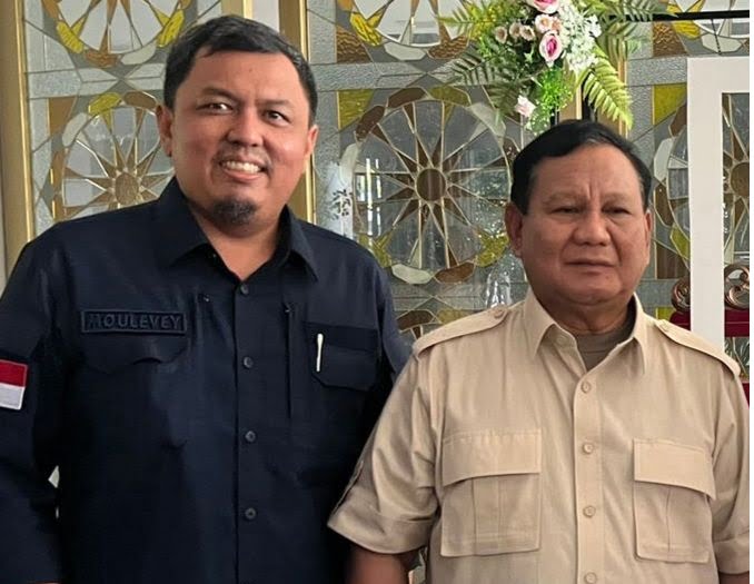 Braditi Moulevey: Pemko Padang Tolong Serius Benahi Kesemrawutan Pasar Raya 1 Braditi Moulevey bersama Ketum Partai Gerindra Prabowo Subianto. (Foto: Dok. Istimewa)