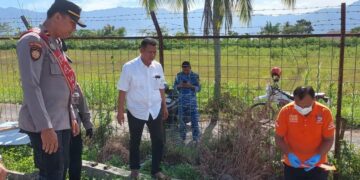 Sesosok Mayat tanpa Identitas Ditemukan di Pinggir Rel KA di Padang, Diduga ODGJ